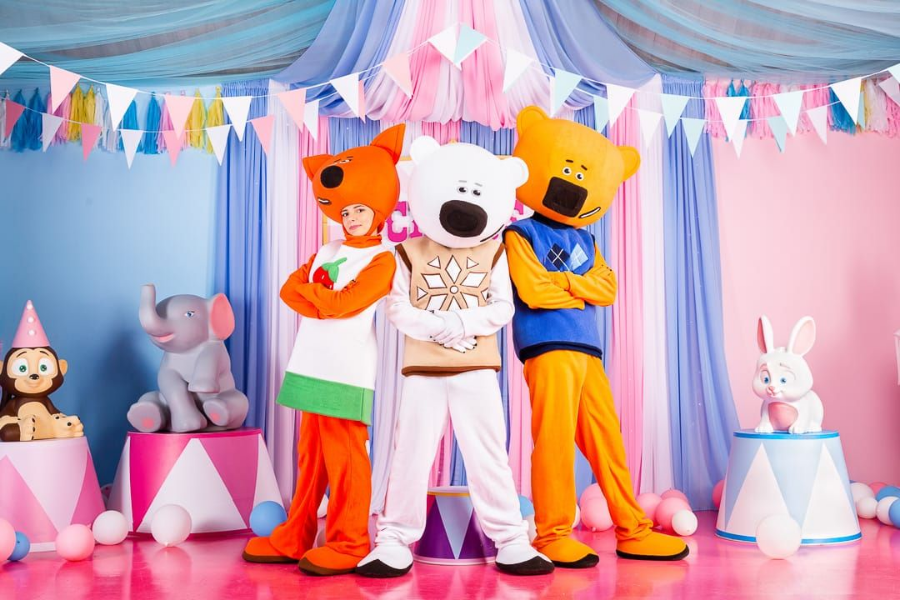 Аниматор Ми-ми-мишки на детский праздник в Пятигорске, Ессентуках, Минеральных Водах