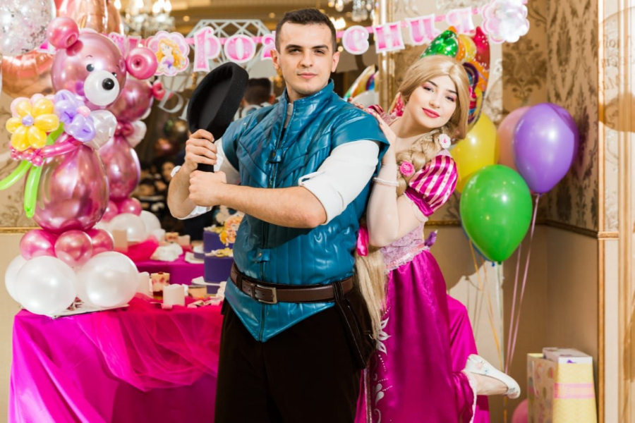 Аниматор Рапунцель и Флин Райдер на детский праздник в Пятигорске, Ессентуках, Минеральных Водах