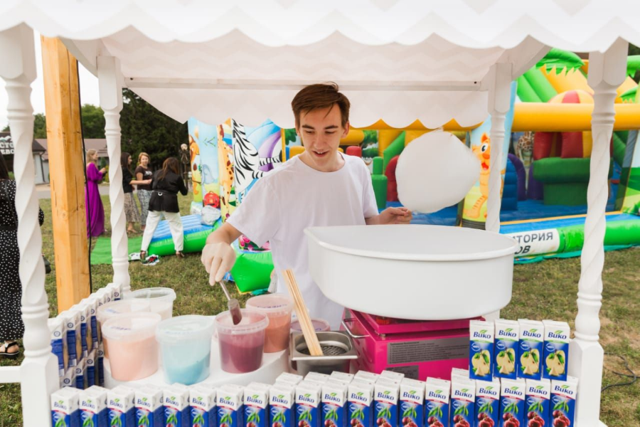 Аниматор Сладкая вата на детский праздник в Пятигорске, Ессентуках, Минеральных Водах