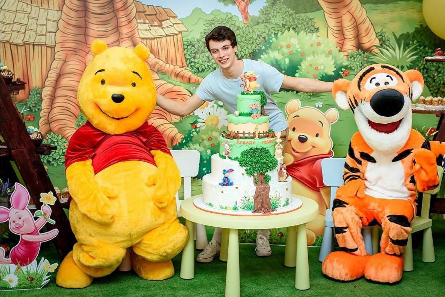 Аниматор Винни Пух и его друзья на детский праздник в Пятигорске, Ессентуках, Минеральных Водах